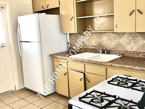4th image of 925 W Calle Bocina