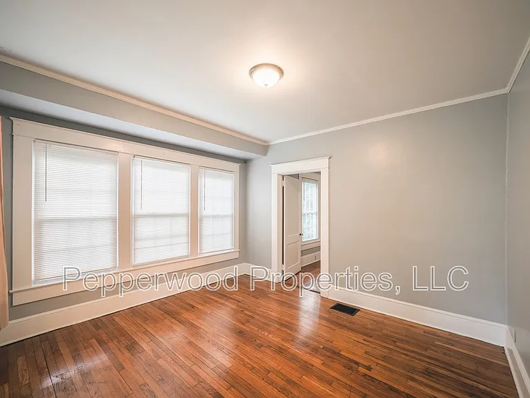 318 Hydrick St — Photo 10
