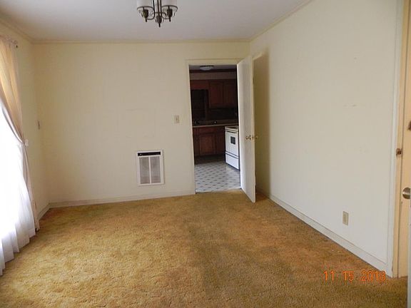 5th image of 25 Beechwood Dr
