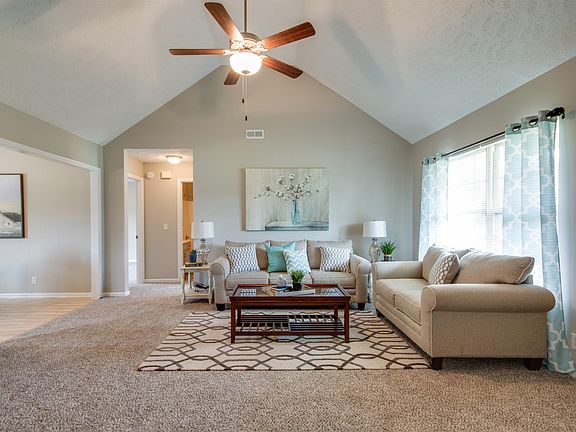 4th image of 215 Barley Dr