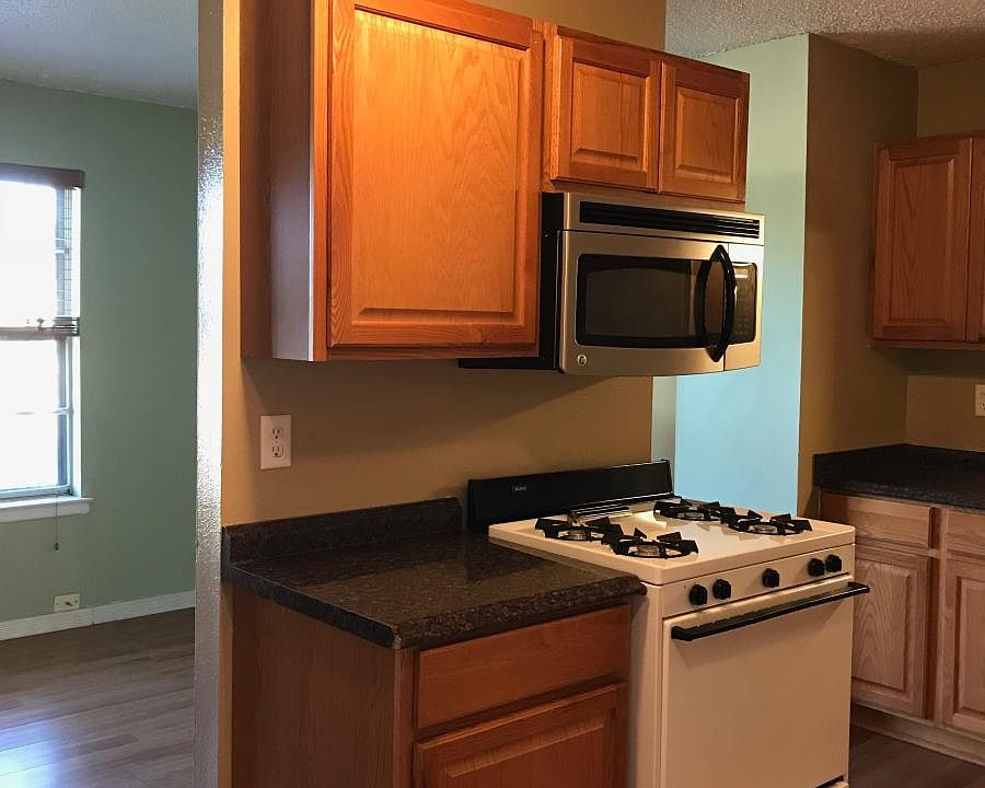 1st image of 2800 Vail Ave SE #1