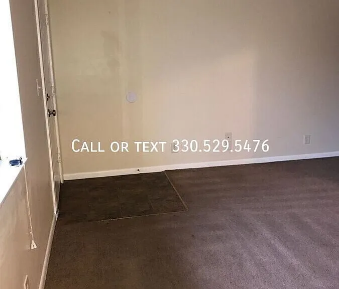 591 E Buchtel Ave #M — Photo 10