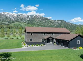 607 Alpine Village Loop, Alpine, WY 83128