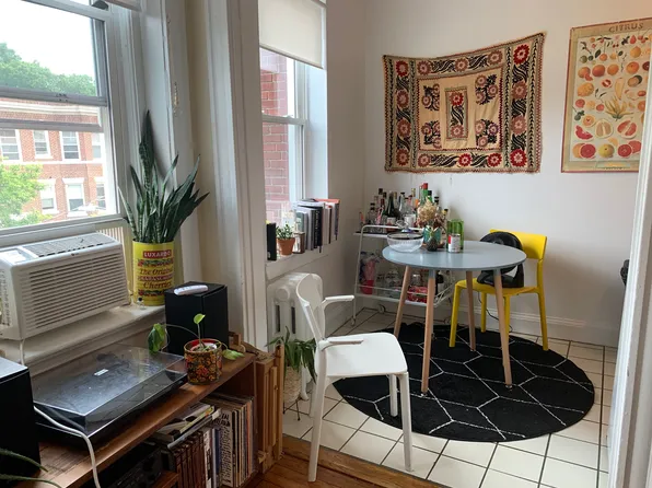 100 Brainerd Rd APT 10, Allston, MA 02134