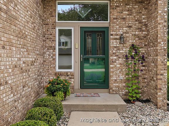 5th image of 5998 Gleneagle Dr #66