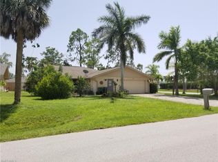 204 Madison Dr, Naples, FL 34110
