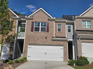 3331 Greyton Dr, Buford, GA 30519