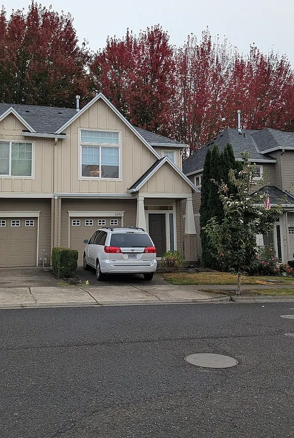 3 bed, 2.5 bath, 1444 sqft, $2,095 — Photo 1
