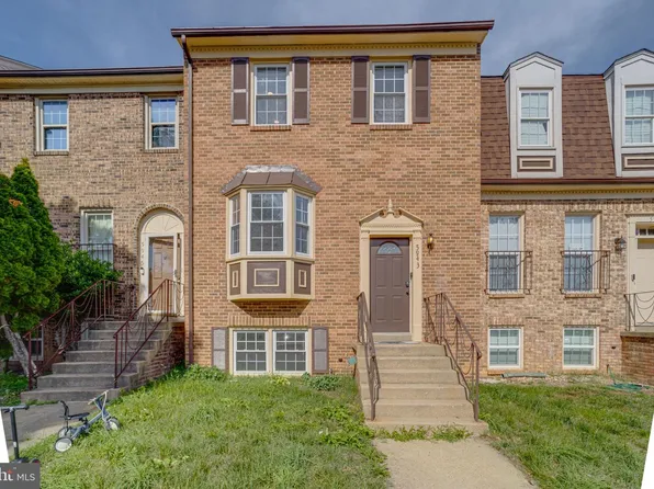 5943 Surratts Village Dr, Clinton, MD 20735