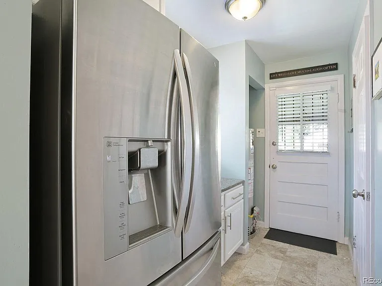 1223 Forest St — Photo 10
