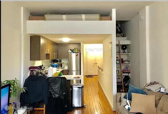 Rented by Douglas Elliman | media 4