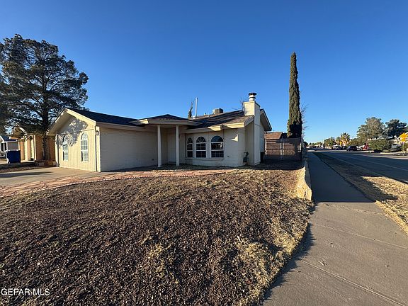 2nd image of 1795 Victor Lopez Dr
