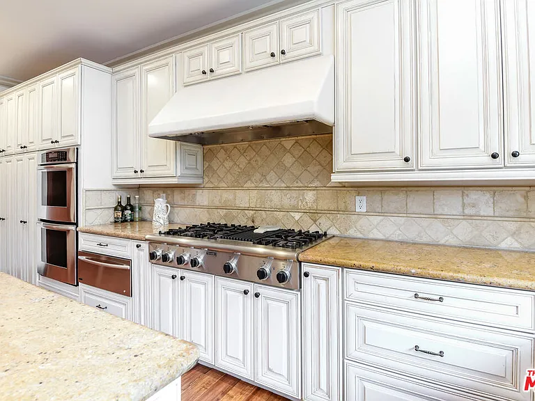 16790 Marquez Ave — Photo 12