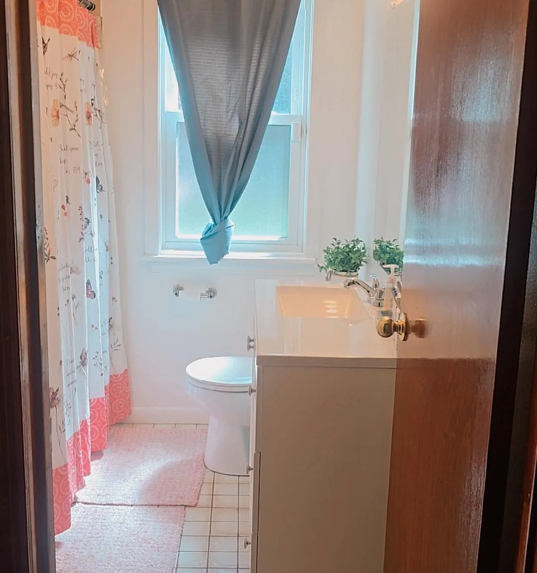 3 bed, 1.5 bath, 1565 sqft, $2,300 — Photo 4