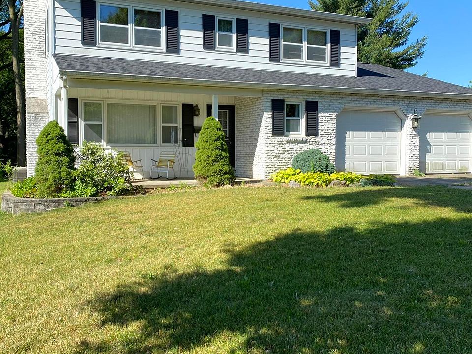 2nd image of 226 S Eastway Dr
