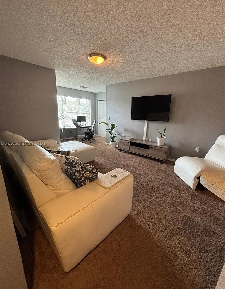 Isles At Lago Mar Condo — Photo 3