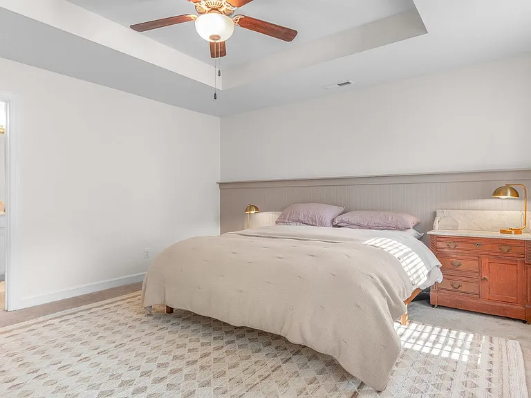 1545 Ocean Garden St — Photo 2