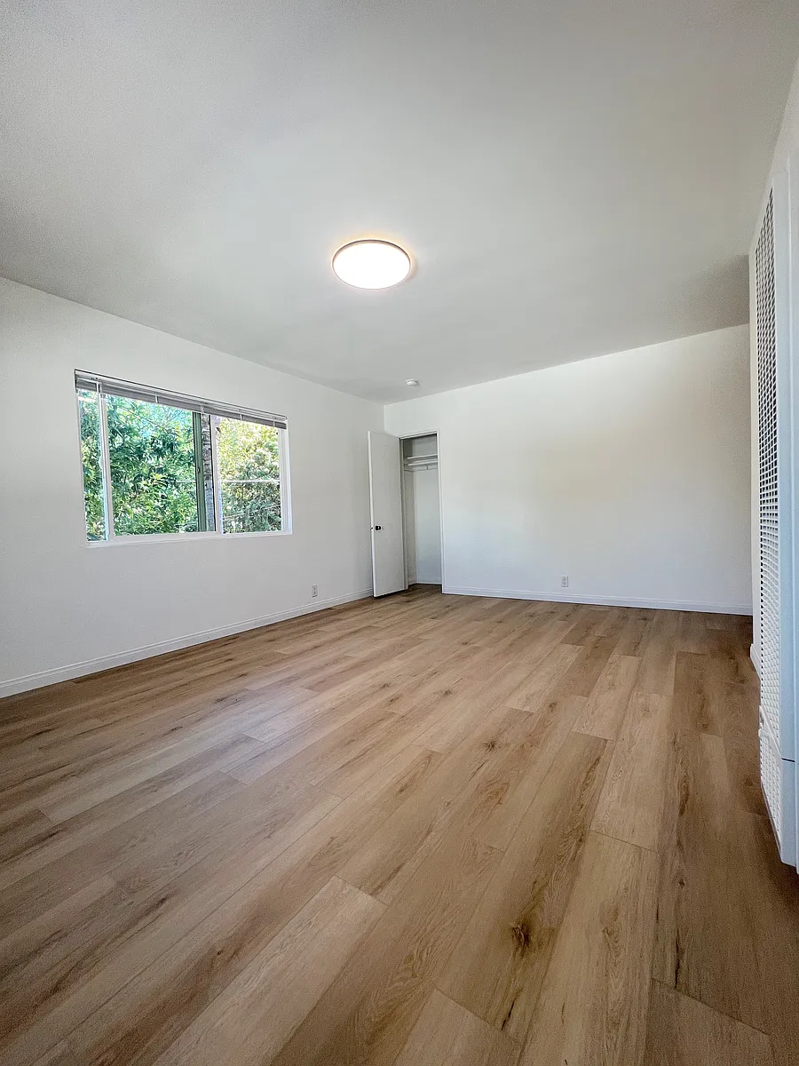 Building Photo - 216 Rosemont Ave #1