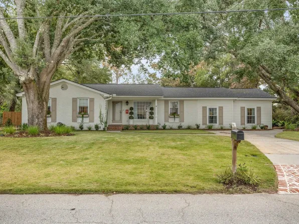 930 Cliffwood Dr, Mount Pleasant, SC 29464