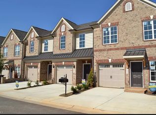 828 Silver Leaf Dr, Winston Salem, NC 27103