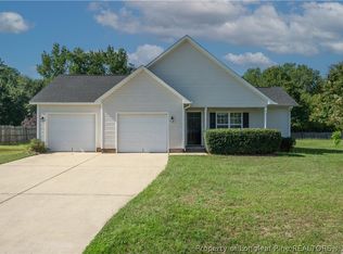 233 Moorea Dr, Raeford, NC 28376