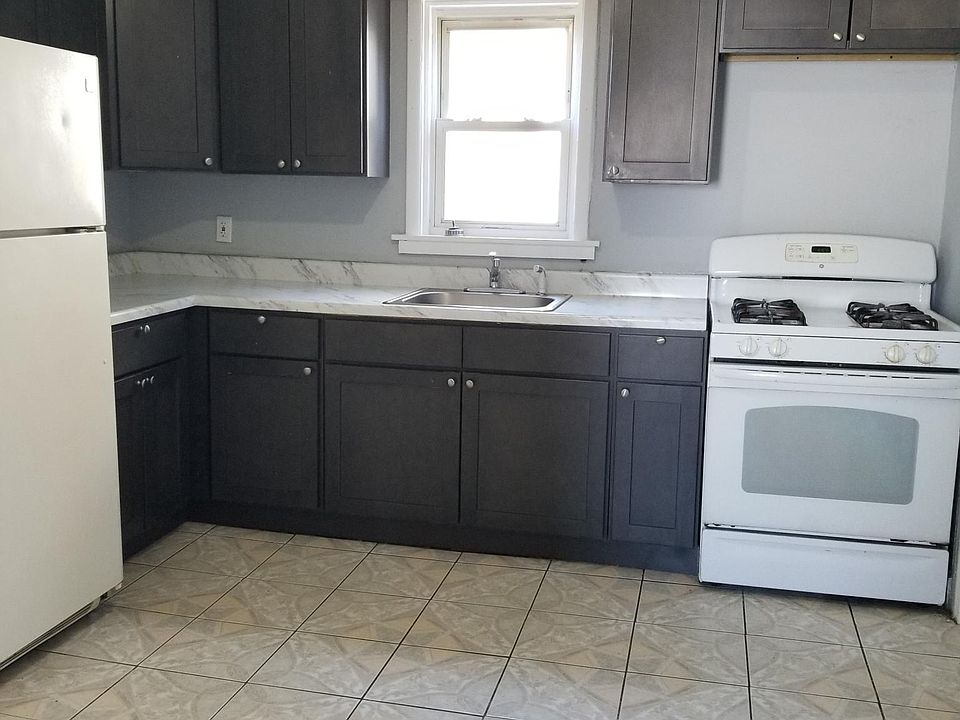1st image of 783 S 11th St #3B