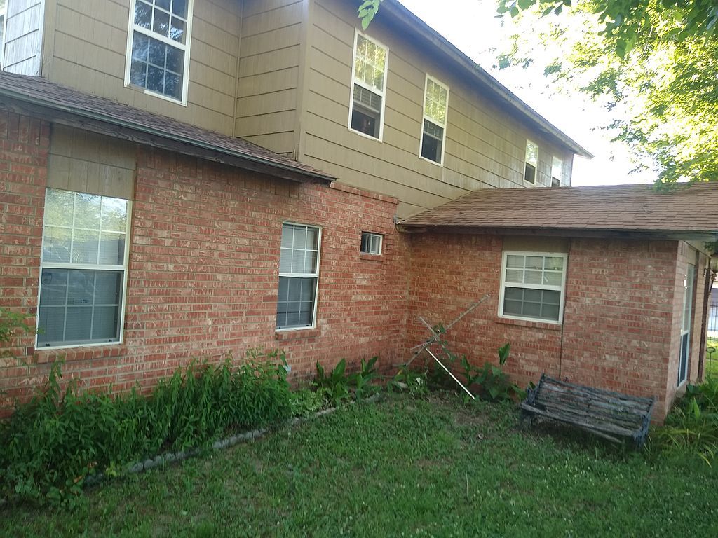 424 N Osage Ave - Property Image