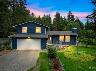 12595 Oakridge Dr SW, Pt Orchard, WA 98367
