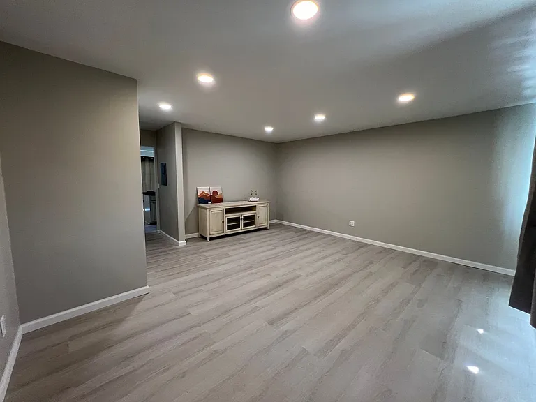 2188 Luz Ave — Photo 6