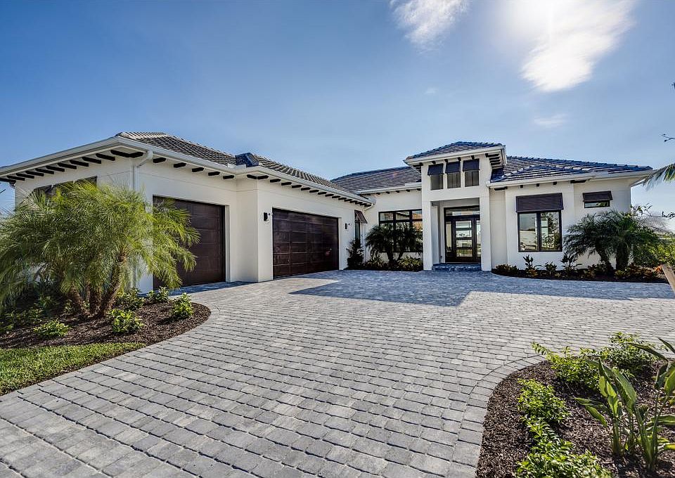 1st image of 9946 Montiano Dr