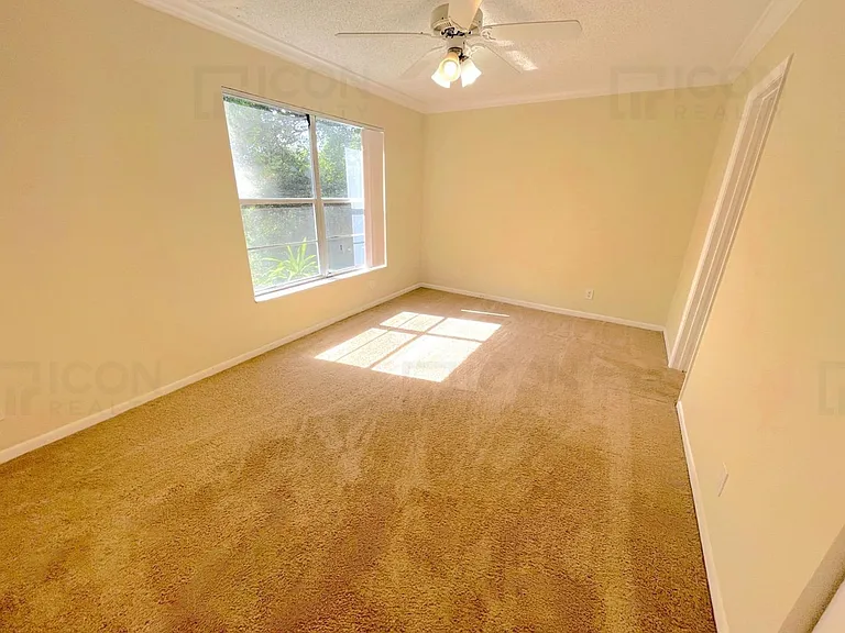 8450 Lagos De Campo Blvd #206 — Photo 7