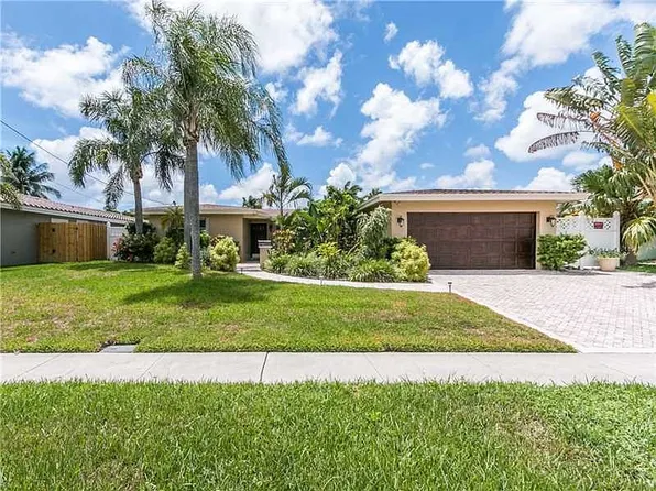 250 SE 10th St, Pompano Beach, FL 33060