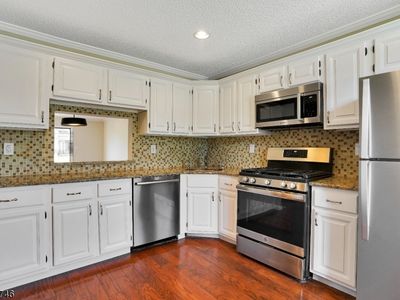 336 English Pl, Basking Ridge, NJ, 07920