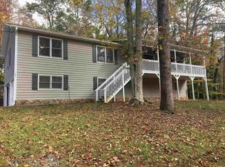 802 W Bramble Oak Dr, Woodstock, GA 30188