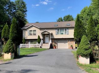 114 Old Stage Rd, Albrightsville, PA 18210