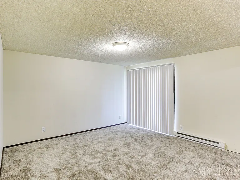 Arrowsmith Apartments — Photo 18