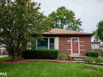 2321 Mapledale St, Ferndale, MI, 48220