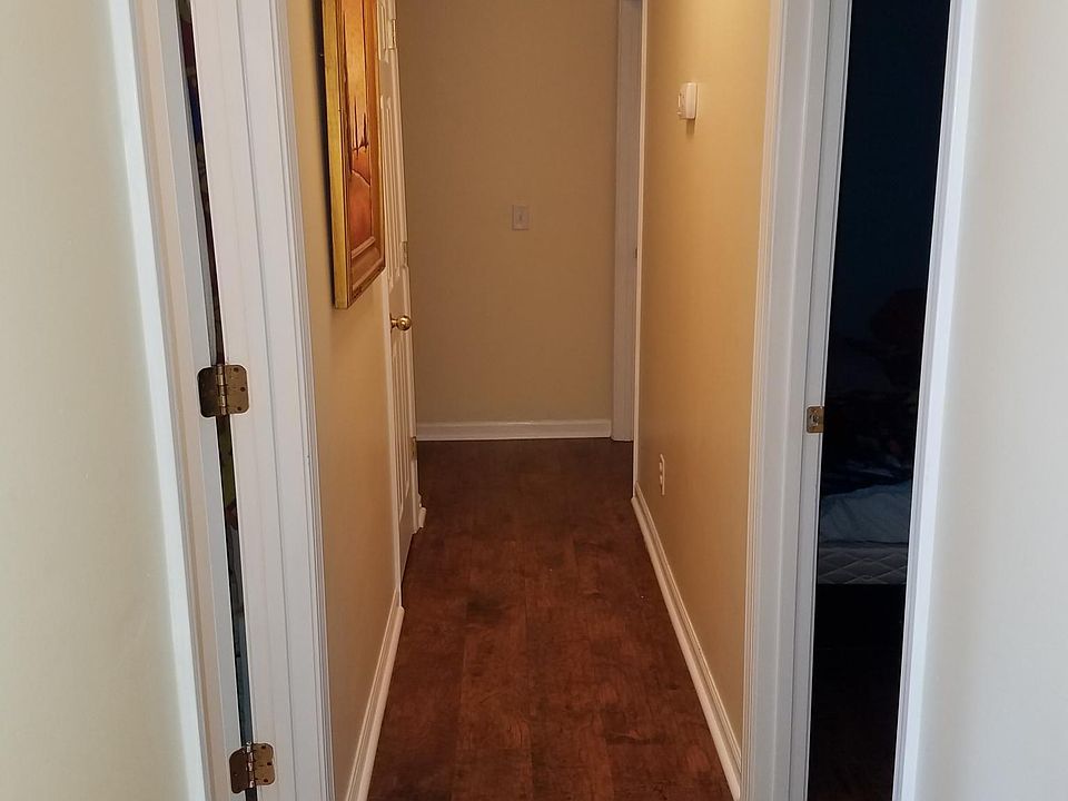 1st image of 3025 Mesquite Dr