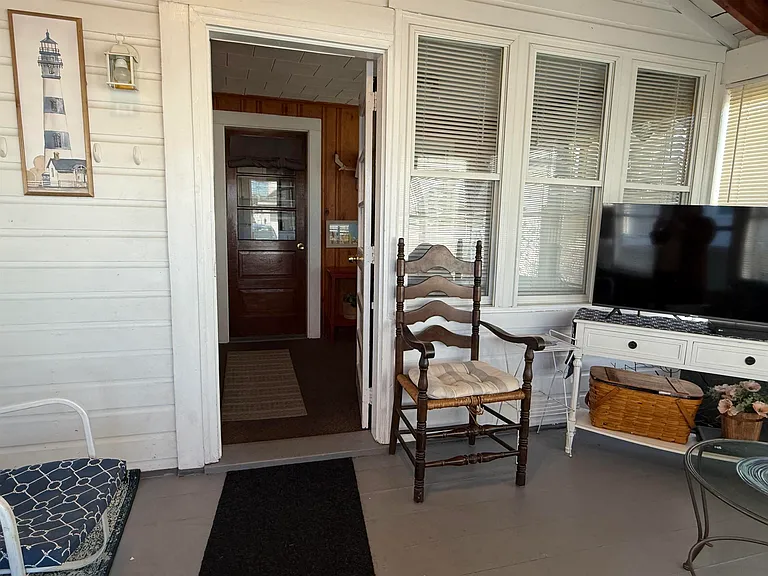 5 10th St #REAR — Photo 14