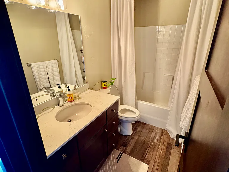 320 Fox Springs Cir #201 — Photo 9
