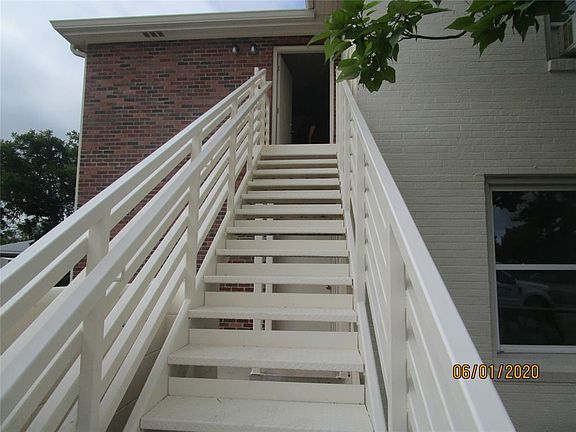 3rd image of 1141 Washington Blvd APT 3