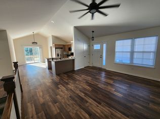 322 S Prairie St UNIT B, Rochelle, IL 61068