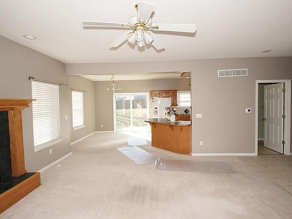 4th image of 900 Shorthorn Dr
