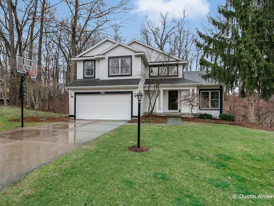 1st image of 2330 Waterford Way NE