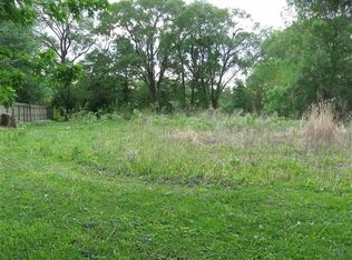 5036 Weiden Rd, Waterloo, IA 50701