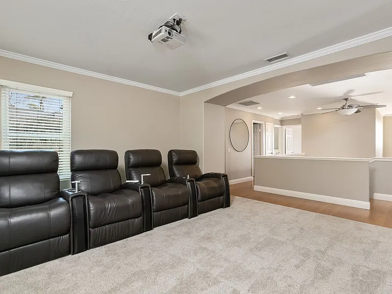 Building's Lounge