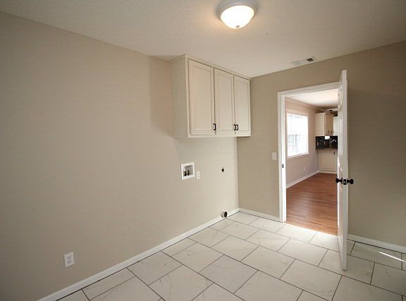 4th image of 112 Lincoln Dr