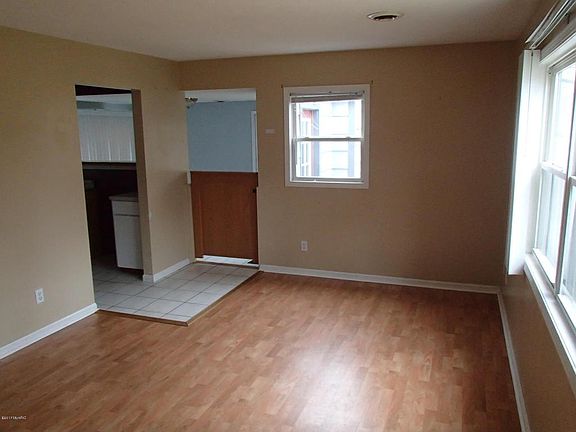 4th image of 120 Adaline St