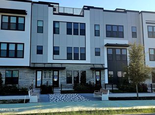 1906 PRUDENTIAL Drive, Jacksonville, FL 32207