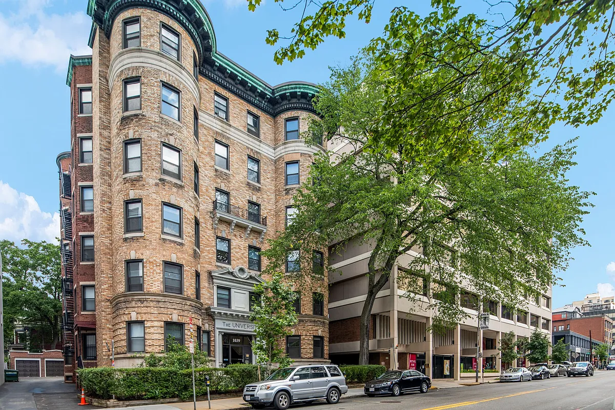 Building Photo - 1039 Massachusetts Ave